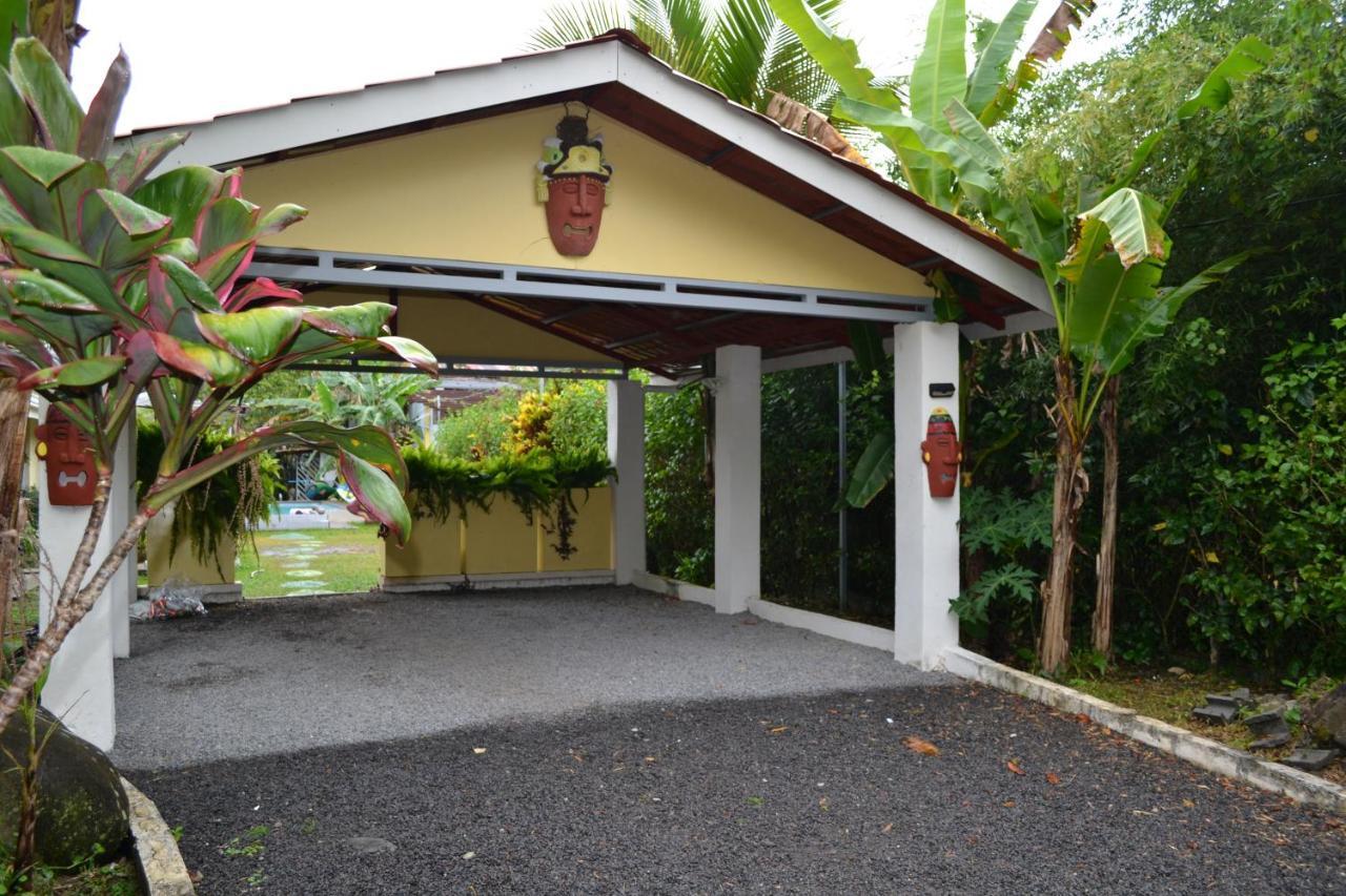 Casa Sophia 3 Listings Apartment 1 Or Apartment 2 Separately Or Apt 1 And 2 Together All With Fo Internet Guápiles Buitenkant foto